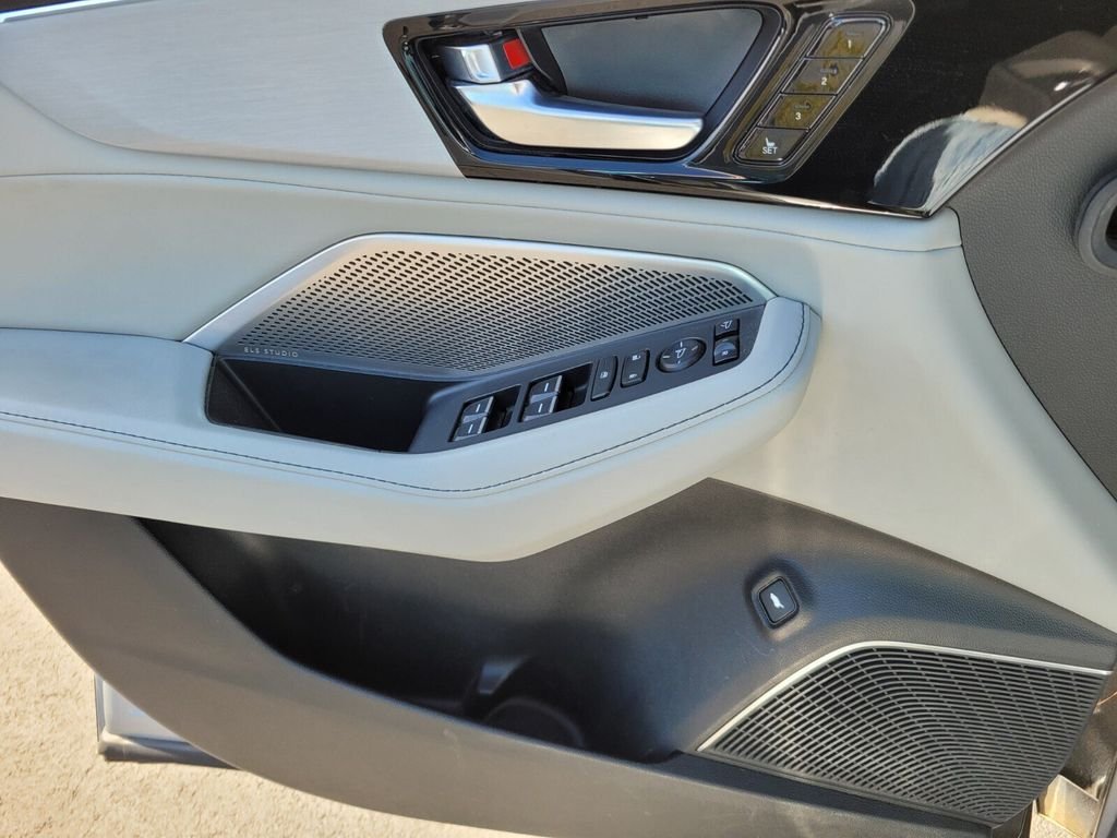 Used 2022 Silver Acura Technology image 25