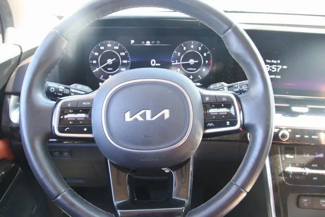 2023 Kia Carnival SX Prestige - Photo 20