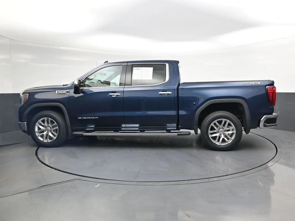 Used 2020 Blue GMC SLT image 8