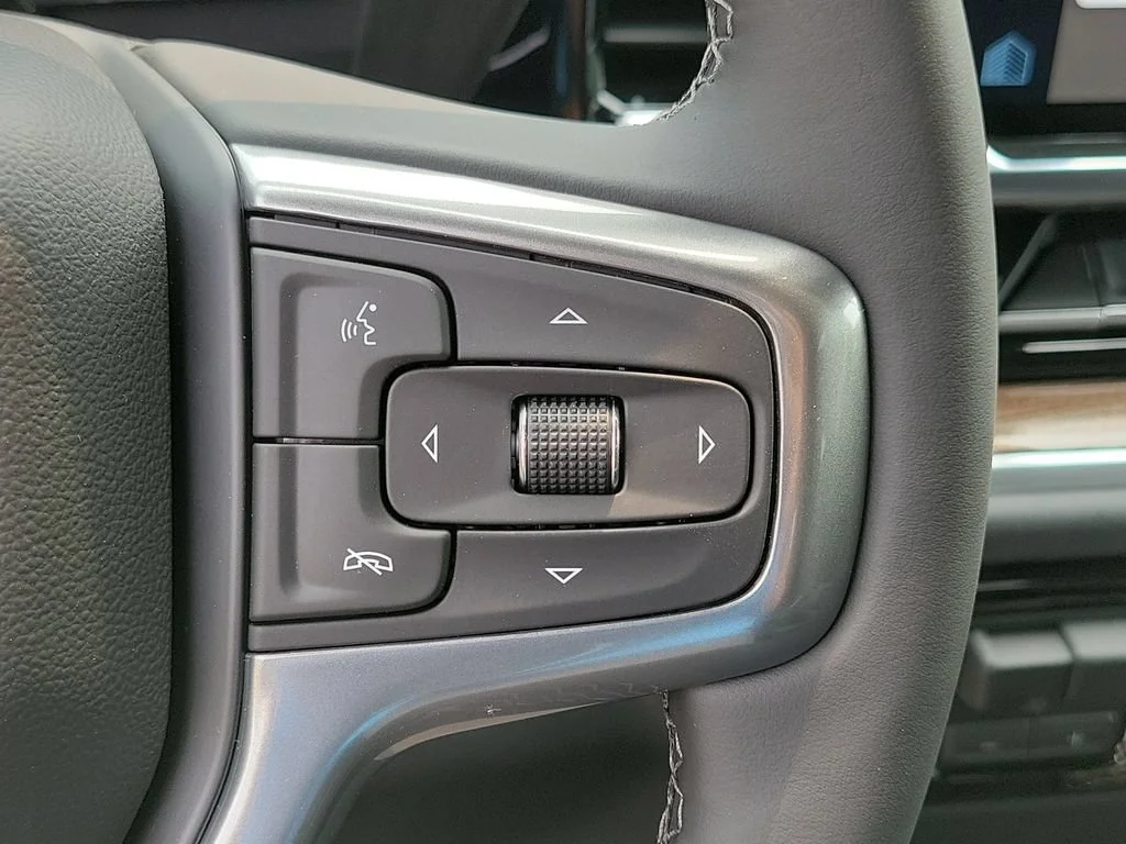 New 2026 Sterling Gray Metallic Chevrolet LT (2FL) image 11