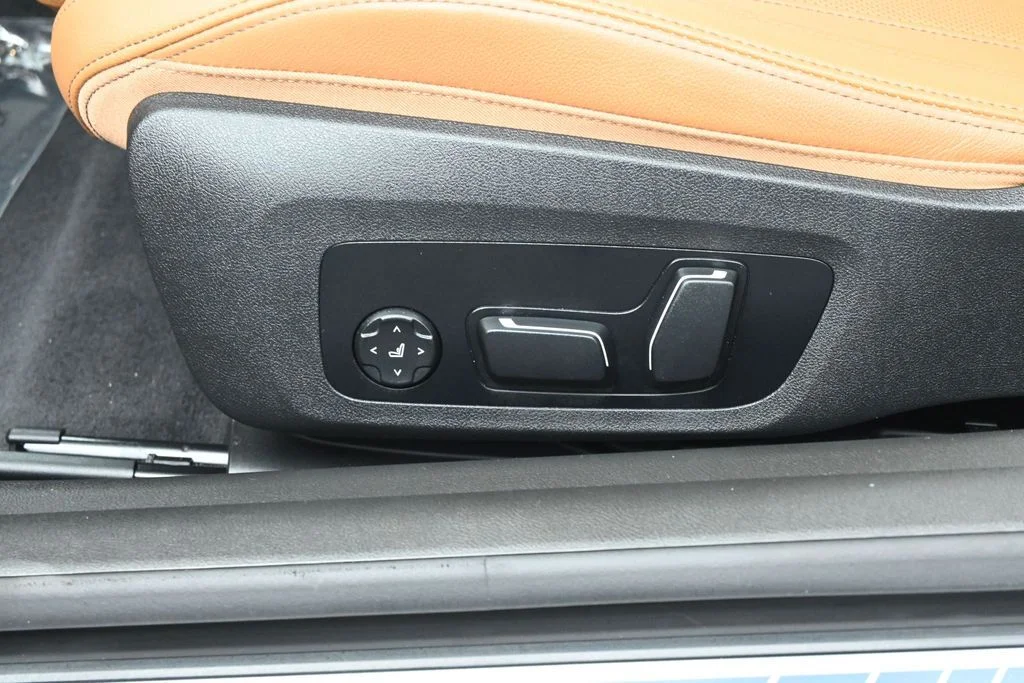 Used 2025 White Metallic BMW 430i xDrive image 11
