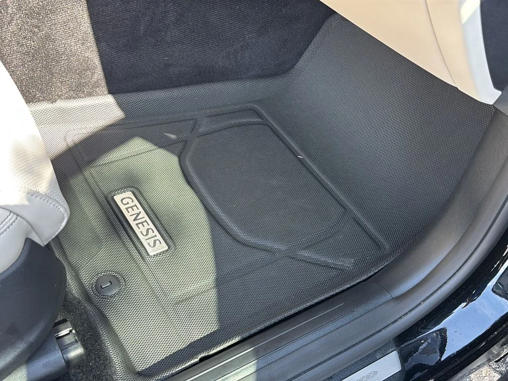 2025 GENESIS GV70 Standard - Photo 35