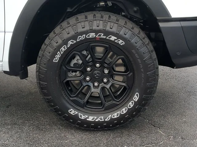 2026 RAM 1500 Rebel - Photo 11