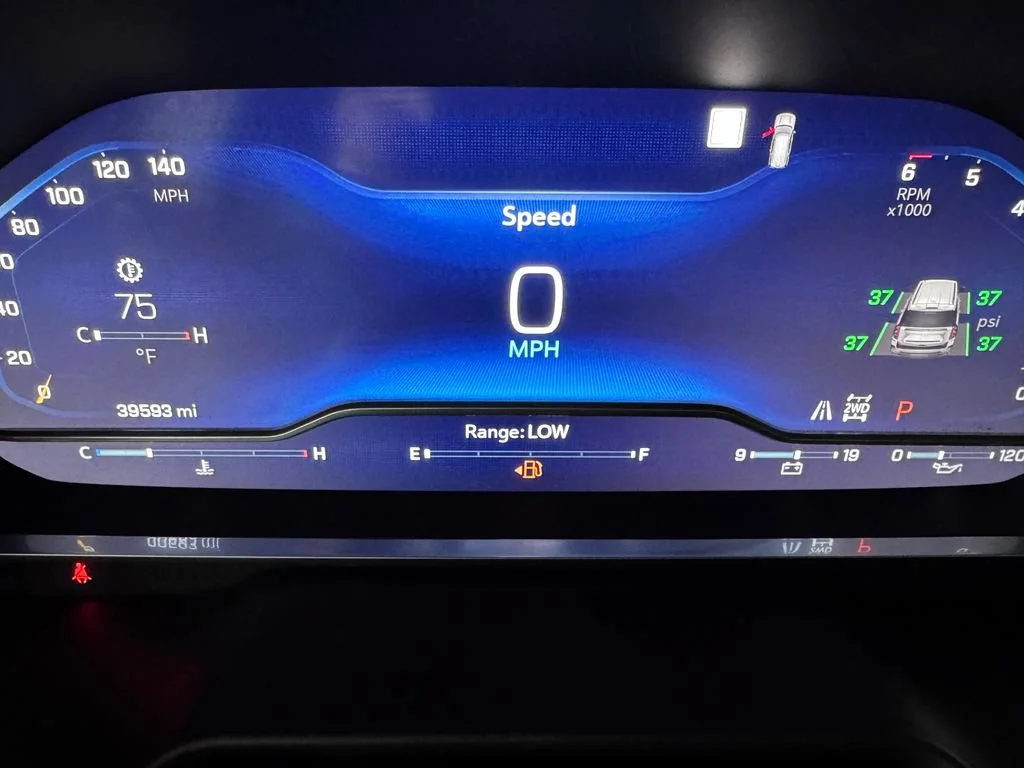 Certified Used 2023 Iridescent Pearl Tricoat Chevrolet Premier image 20