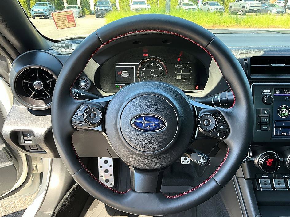 Used 2025 Crystal White Pearl Subaru Premium image 14