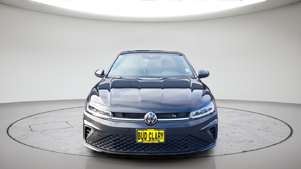 Used 2026 Black Volkswagen 1.5T Sport image 2