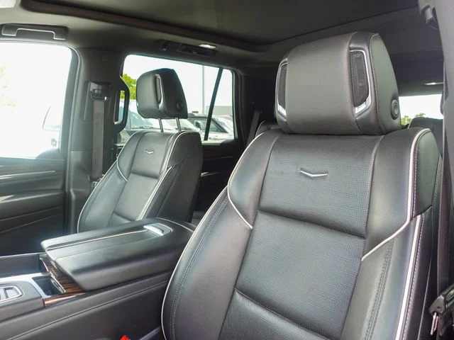 Used 2024 White Cadillac Premium Luxury image 22