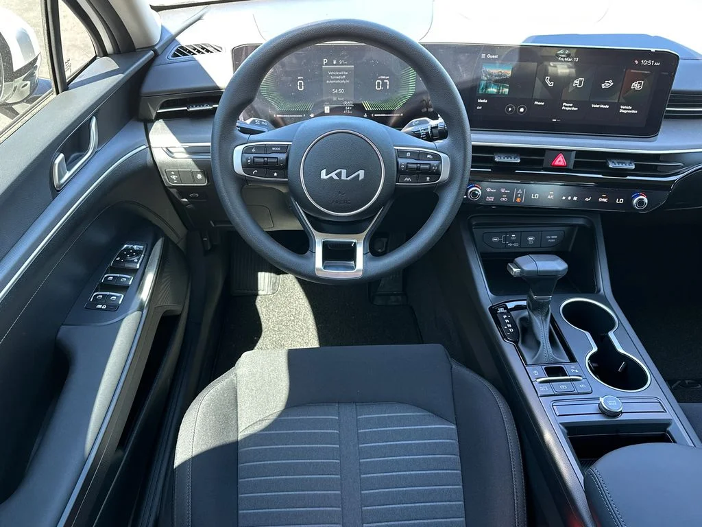 New 2026 White Kia LXS image 23