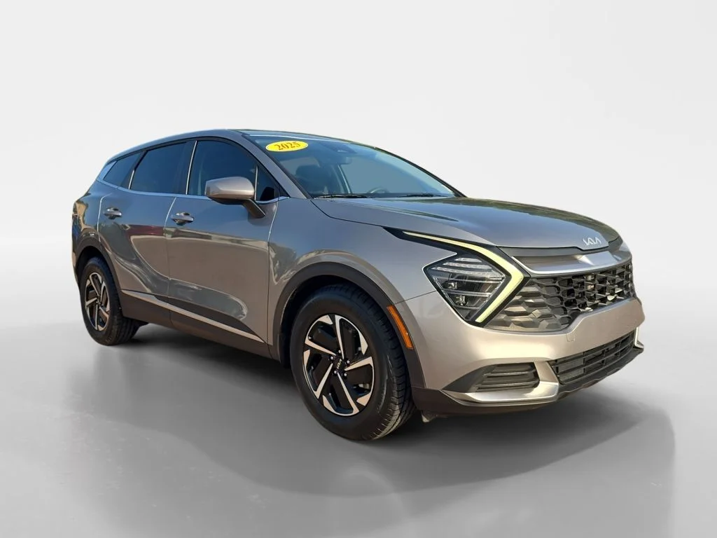 Used 2025 Steel Gray Kia LX image 7