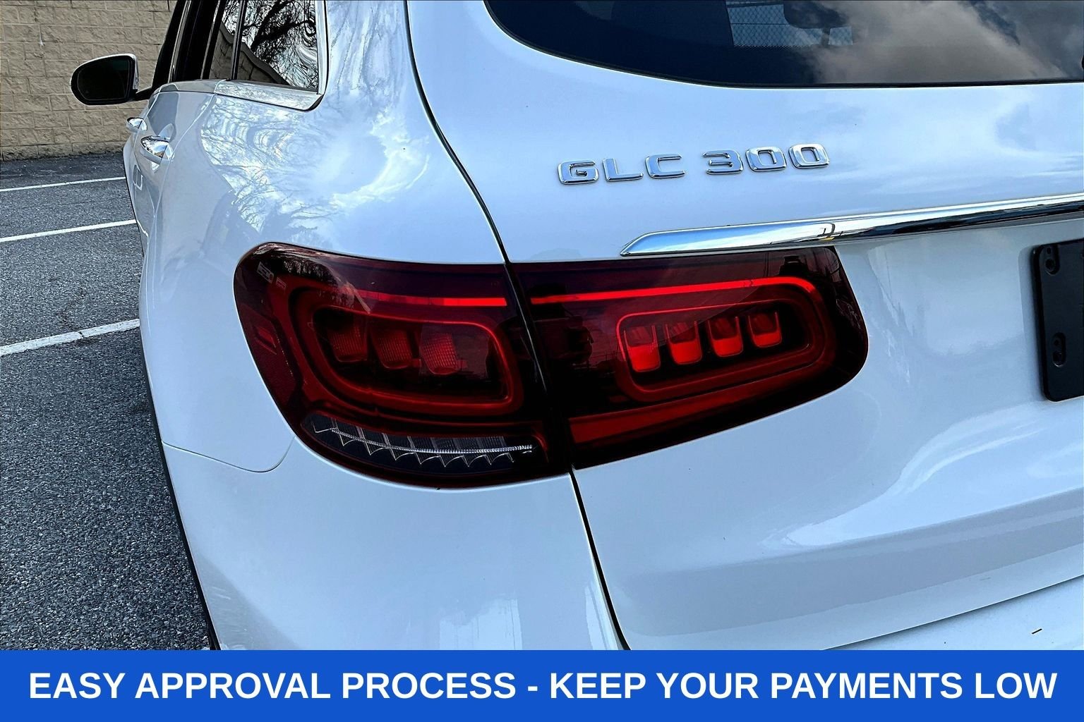 Used 2020 White Mercedes-Benz GLC 300 image 25