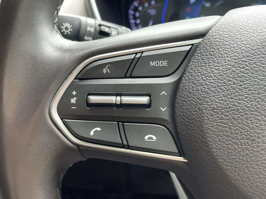 Used 2020 Black Hyundai SEL image 21