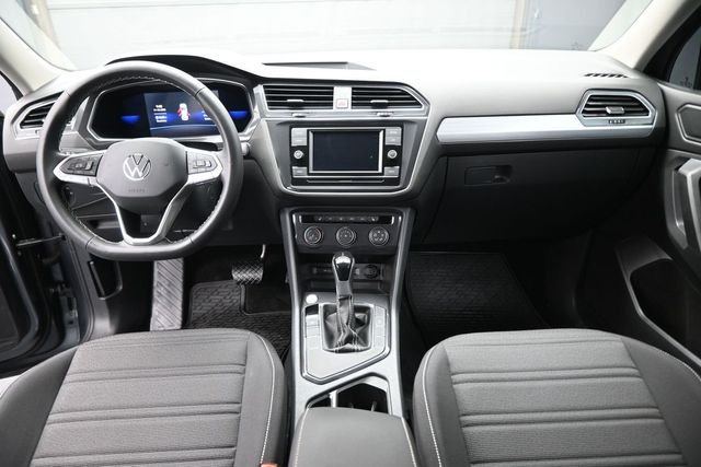 Used 2023  Volkswagen 2.0T S image 16