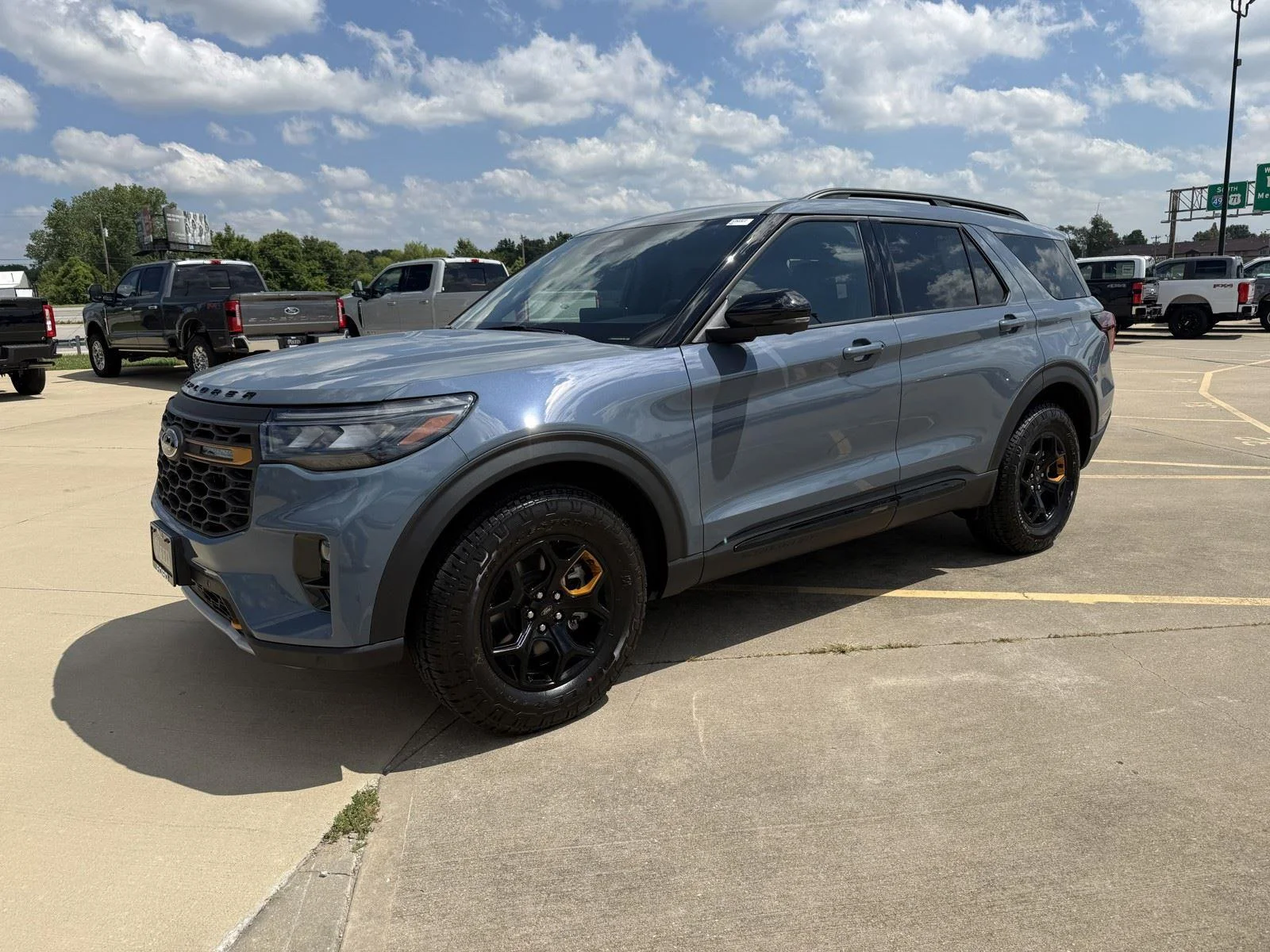 New 2026 Vapor Blue Metallic Ford Tremor image 4