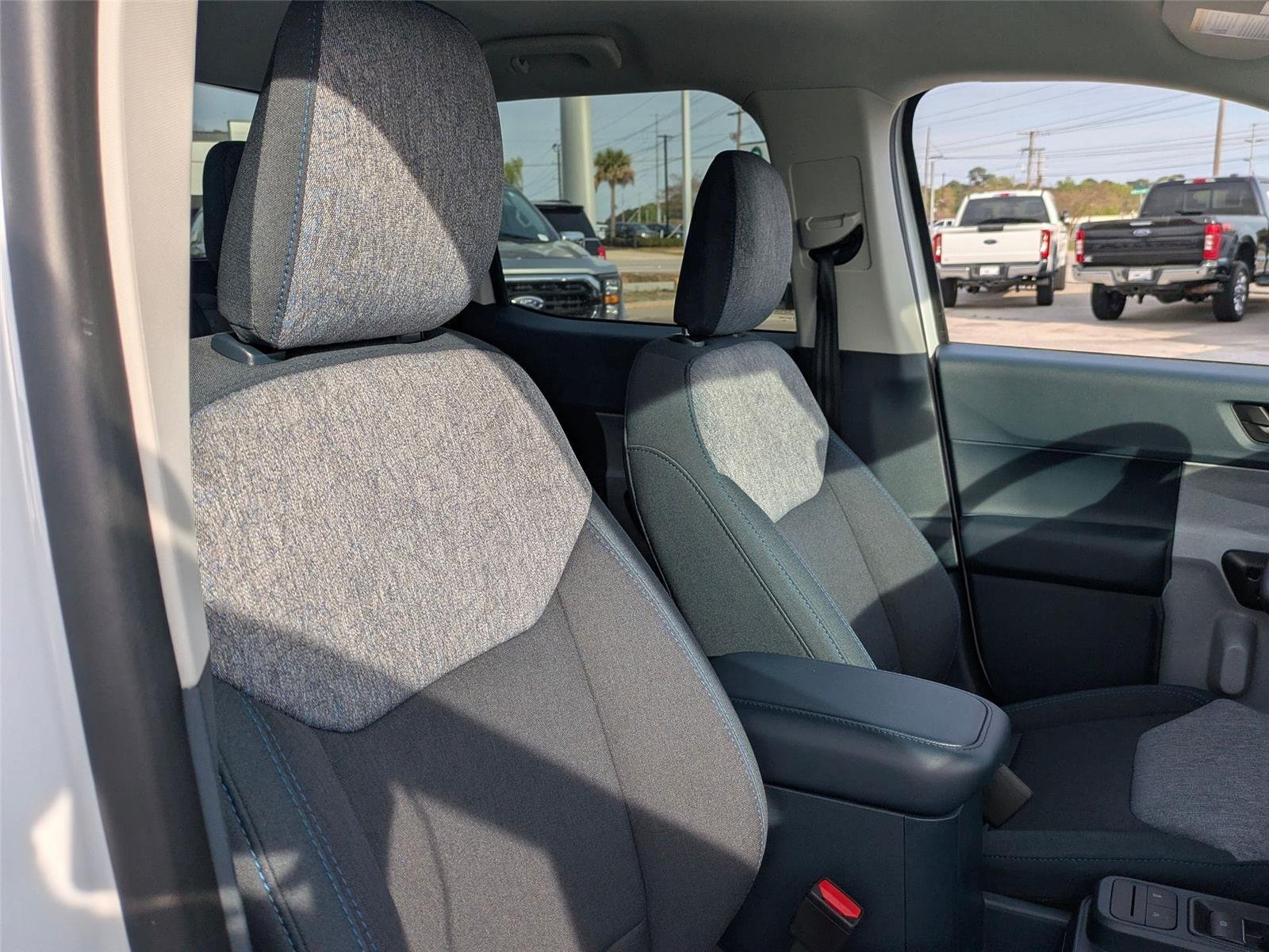 New 2026 Oxford White Ford XLT image 33