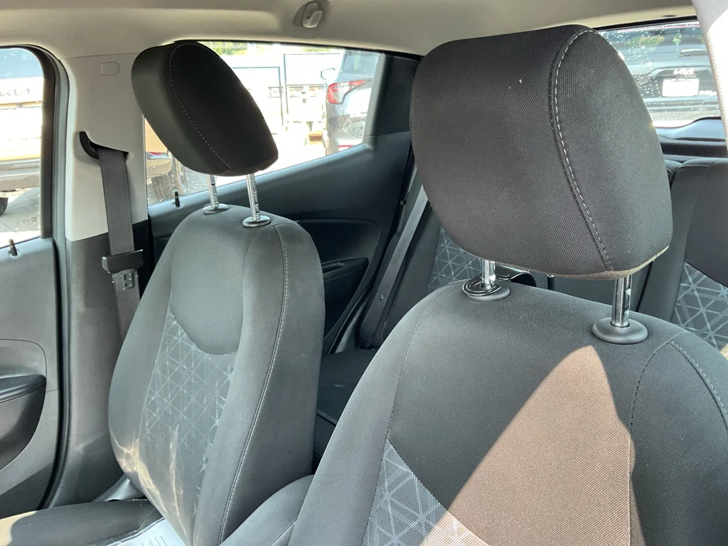 Used 2020 Nightfall Gray Metallic Chevrolet LT image 14