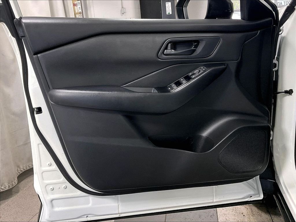 Certified Used 2024 White Nissan S image 9