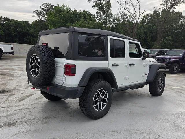 New 2026 Bright White Clear-Coat Exterior Paint Jeep Rubicon image 9