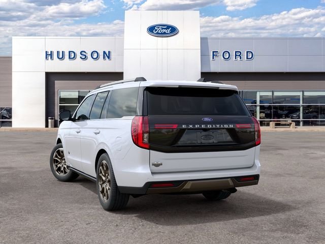 New 2027 Star White Metallic Tri-Coat Ford King Ranch® image 8