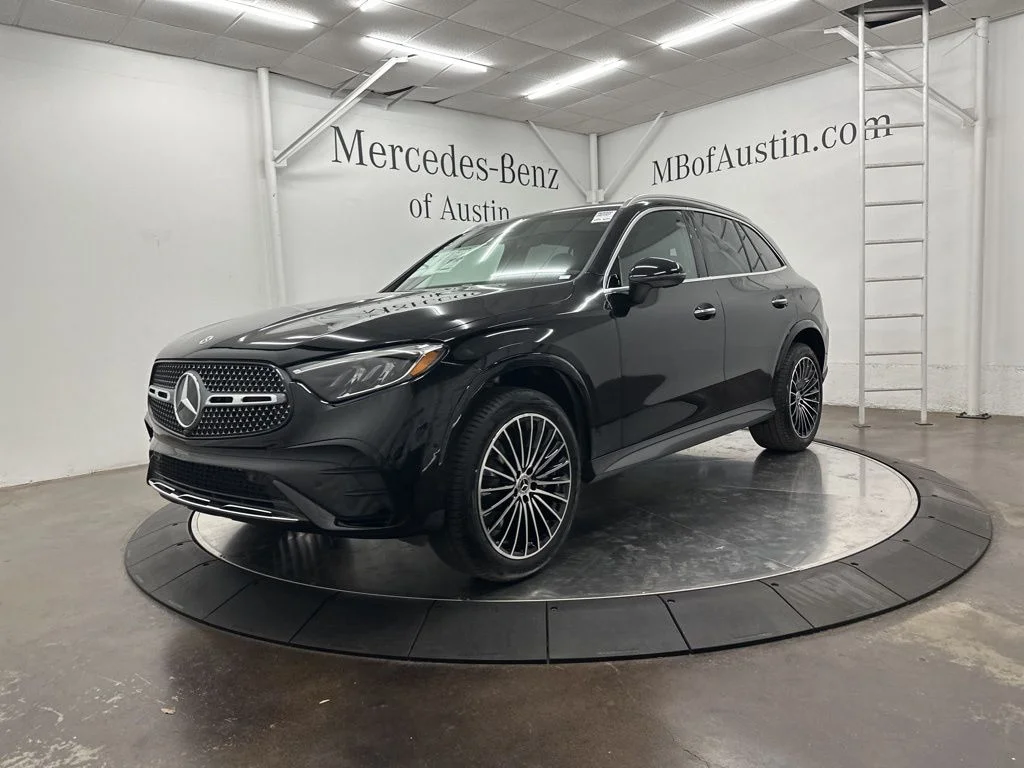New 2026 Black Mercedes-Benz GLC 300 image 3