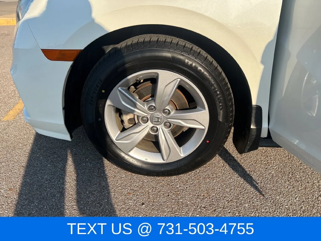 Used 2019 White Honda EX-L image 28