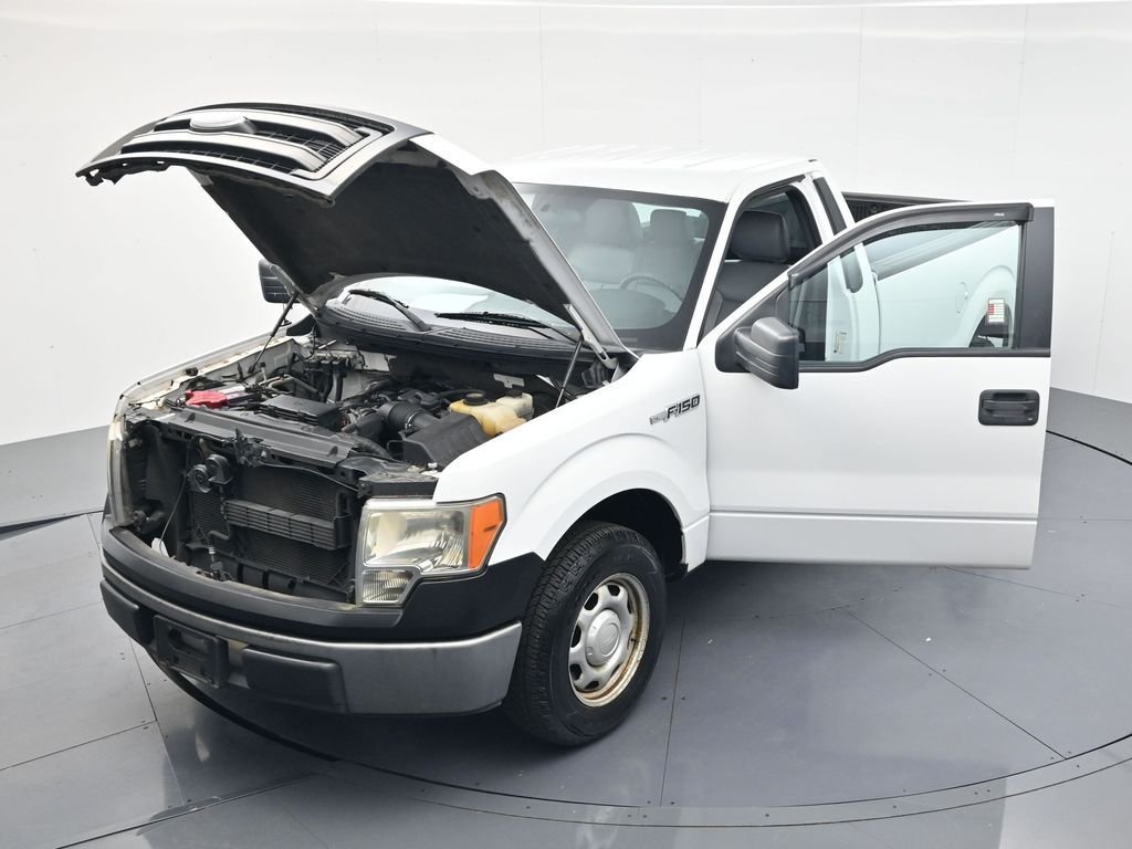 Used 2013 Oxford White Ford XL image 42