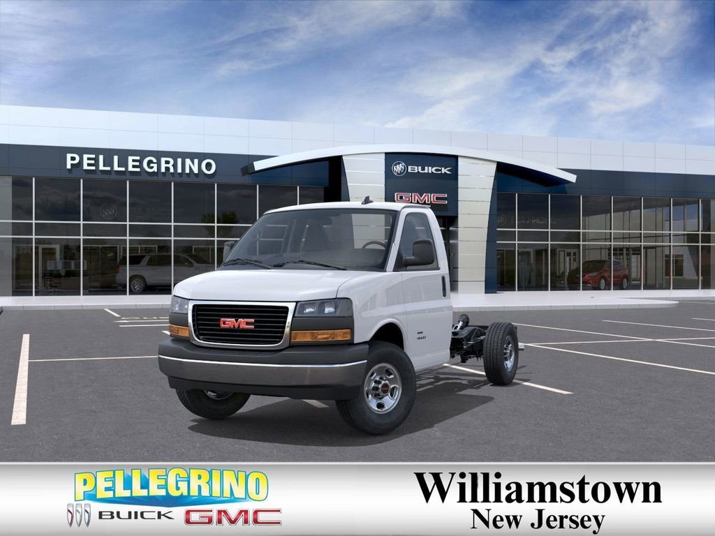 New 2025 Summit White GMC 1WT image 8