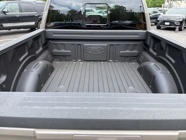 Used 2026 Gray Ford XLT image 7