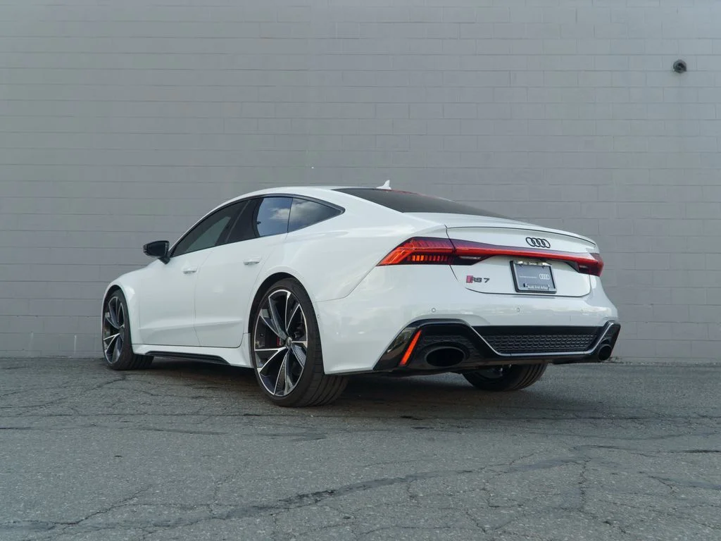 Used 2023 White Audi 4.0T image 3