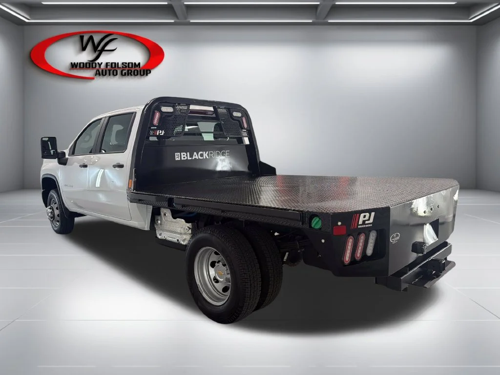 Used 2025 White Chevrolet Work Truck image 8