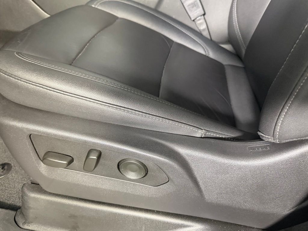 Used 2025 Sterling Gray Metallic Chevrolet LT image 20