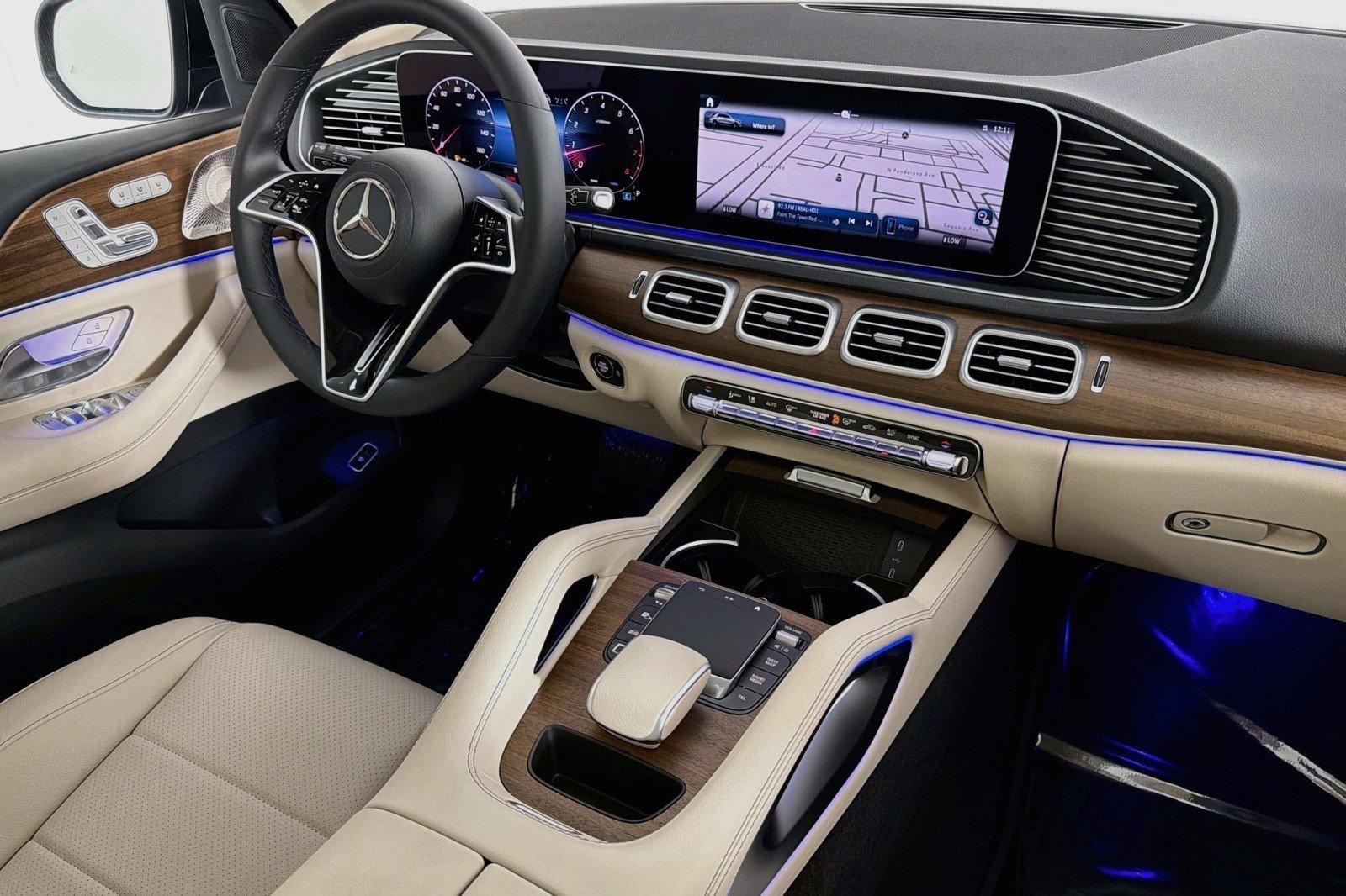 New 2026 Polar White Mercedes-Benz GLE 450 4MATIC® SUV image 15