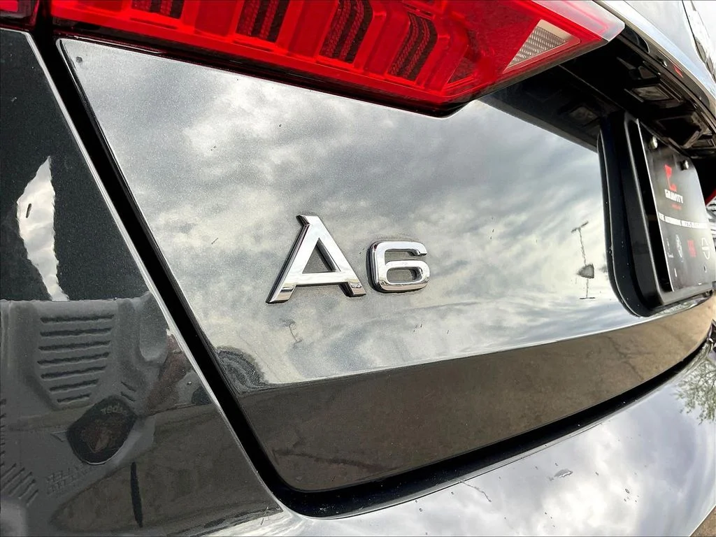 Used 2020 Brilliant Black Audi  image 24