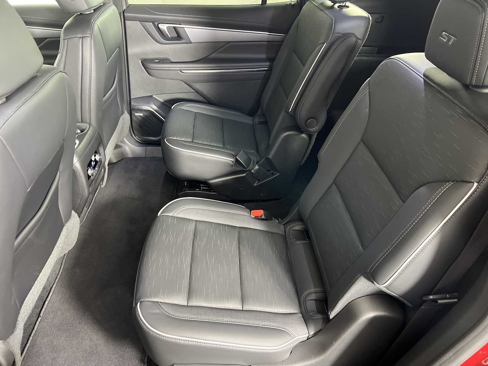 2026 Buick Enclave Sport Touring - Photo 24