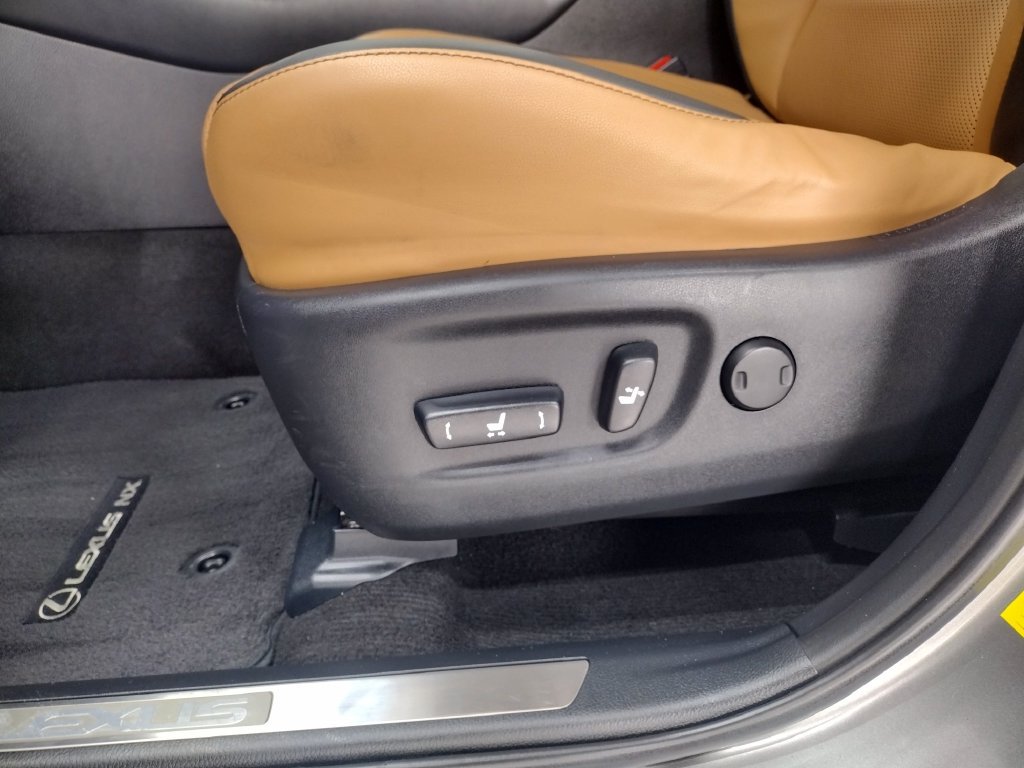Used 2017 Silver Lexus 200t image 23