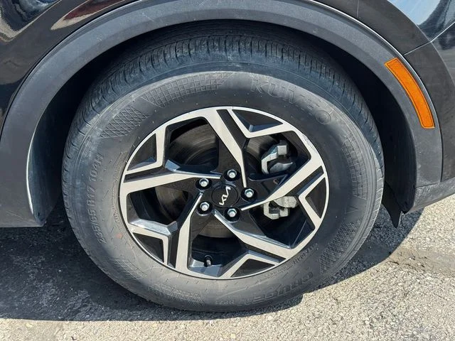 Certified Used 2025 Black Kia LX image 9