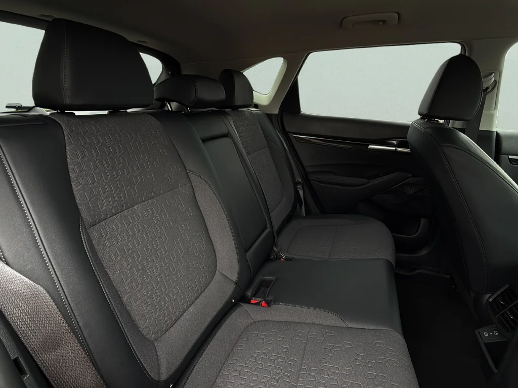 Certified Used 2024 Pluton Blue/Black Roof Kia S image 22