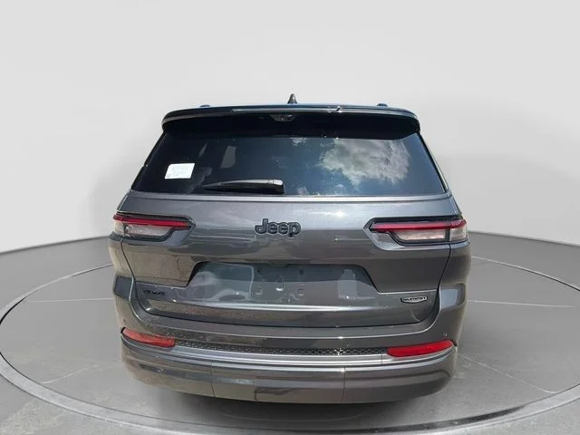 New 2026 Baltic Gray Metallic Clear-Coat Exterior Paint Jeep Summit image 5