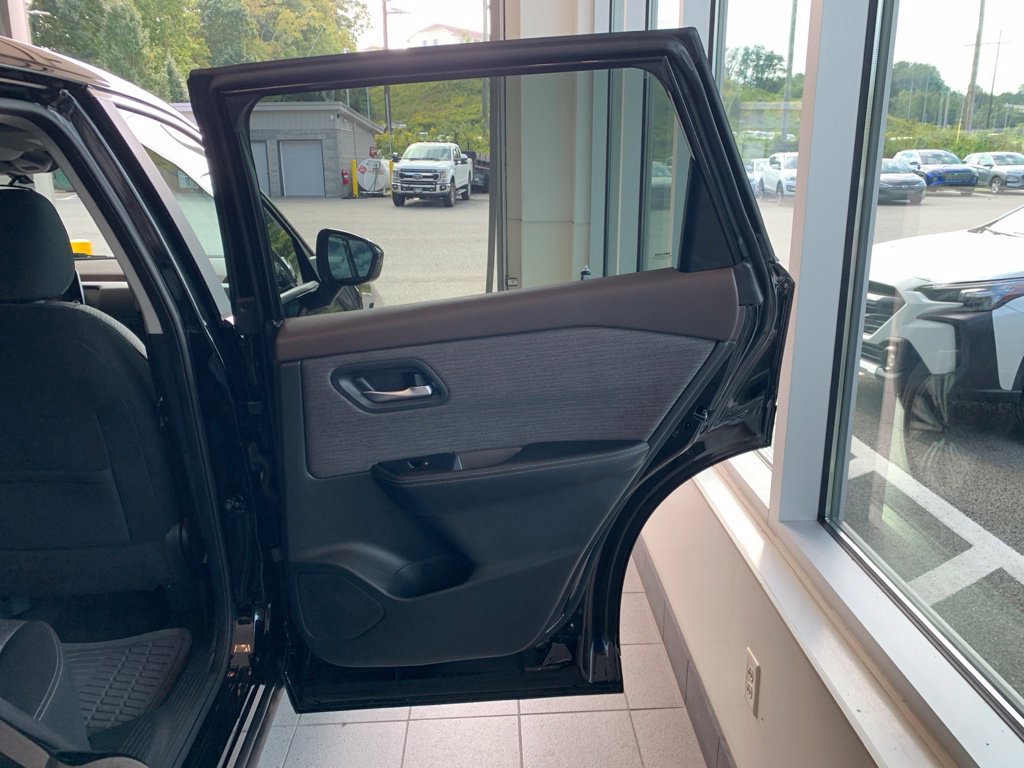 Used 2023 Black Nissan SV image 18