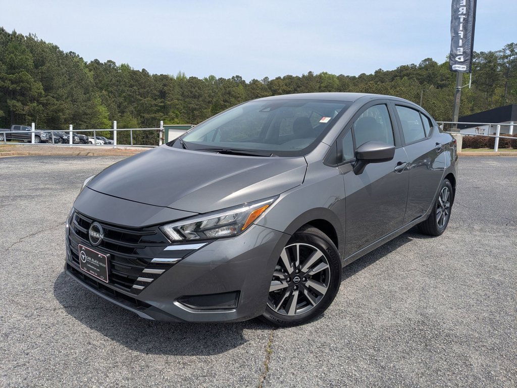 2025 Nissan Versa Sedan SV