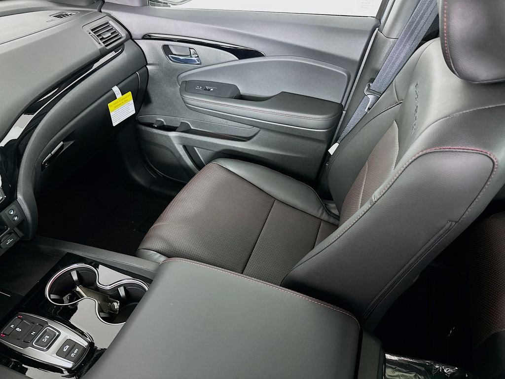 New 2026 Sonic Gray Pearl Honda Black Edition image 24