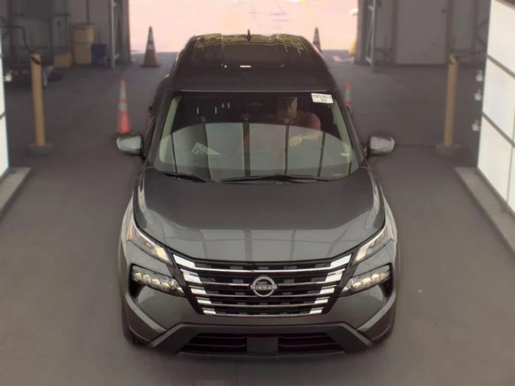 Used 2024 Gun Metallic Nissan SV image 2