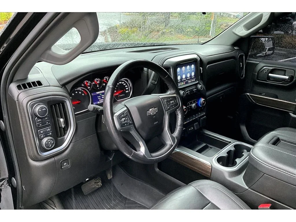 Used 2022  Chevrolet LT Trail Boss image 14