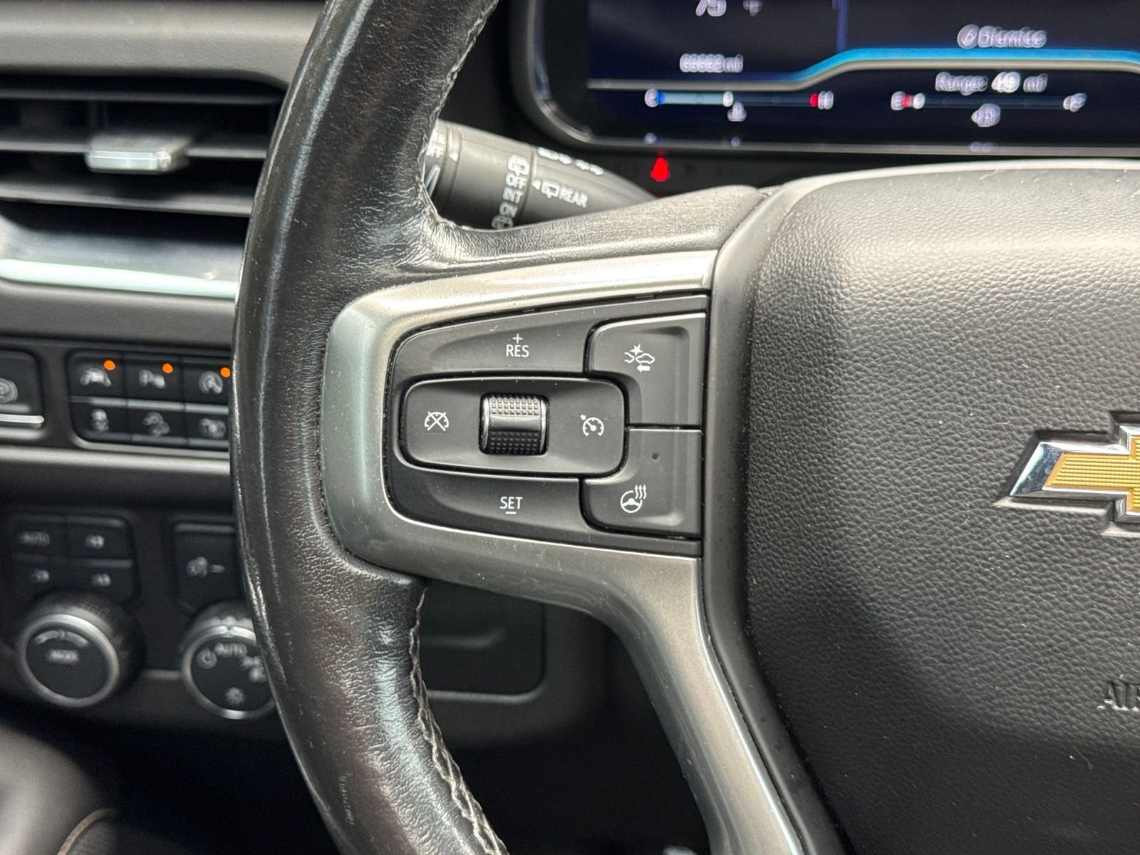 Used 2023 Black Chevrolet Premier image 28