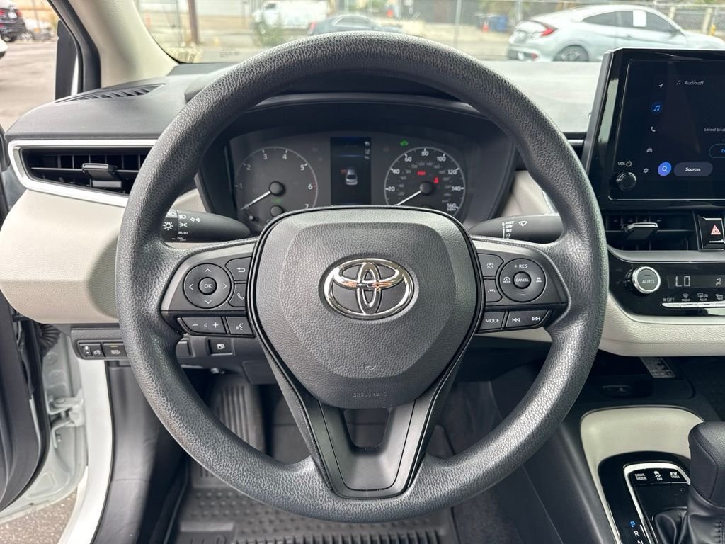 Certified Used 2025 White Toyota LE image 22