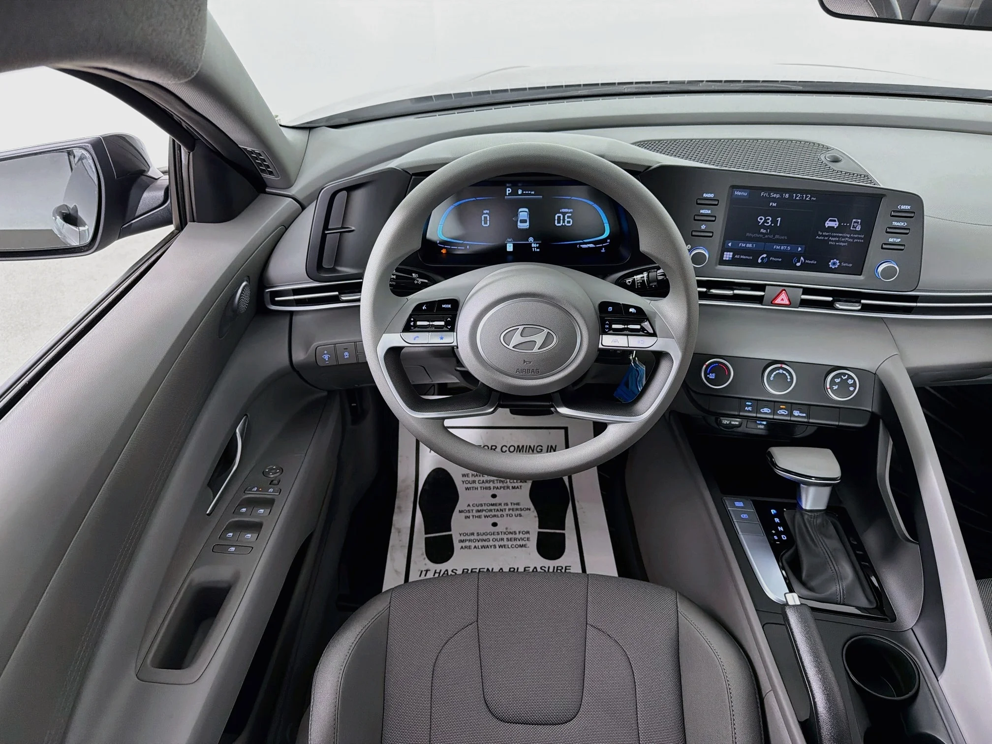 New 2026 Amazon Gray Hyundai SE image 20