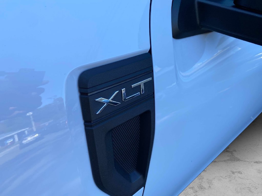 Used 2025 White Ford XLT image 11