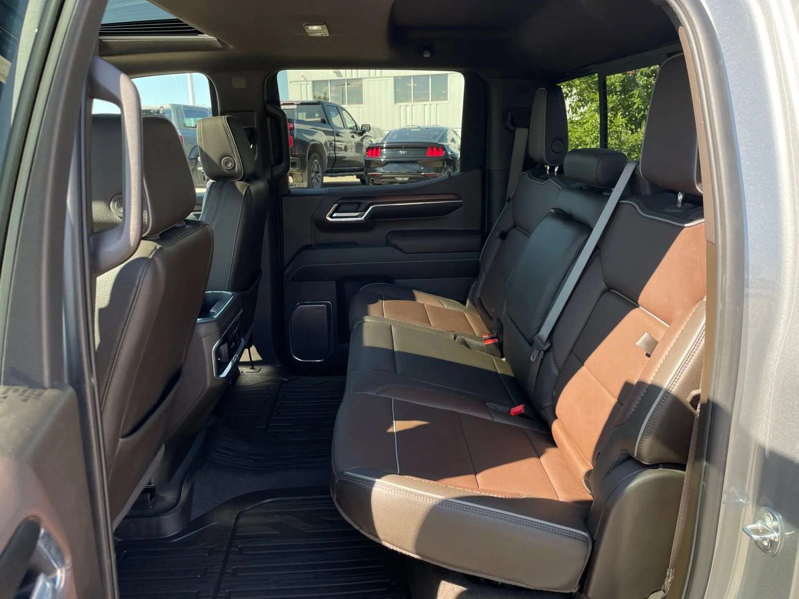 Used 2024 Gray GMC Denali Crew 3.0L Leather Sunroof Navigation 4x4 image 19