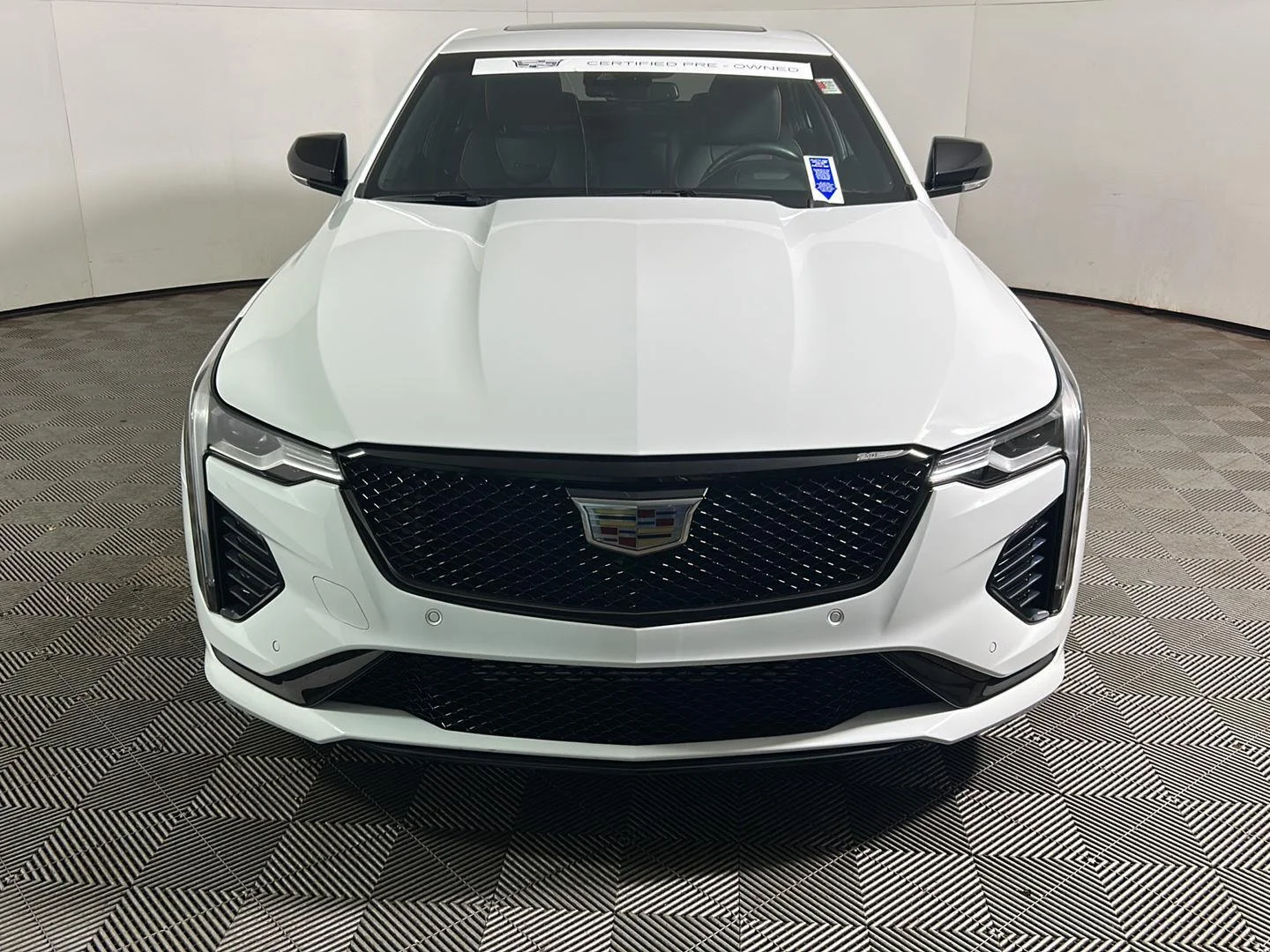 Used 2024 Summit White Cadillac V-Series image 11
