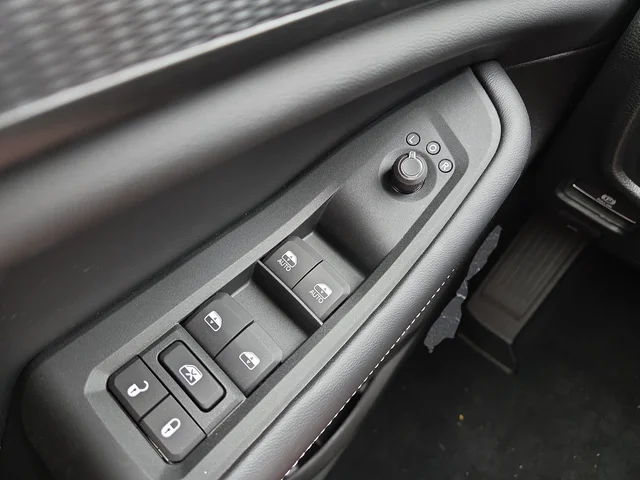 2025 Jeep Grand Cherokee Altitude - Photo 30