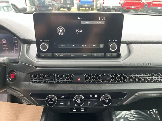 Used 2025  Honda LX image 14